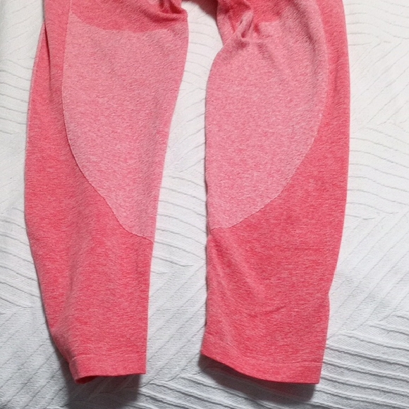 Gymshark Kids Coral Leggings - Picture 4 of 4